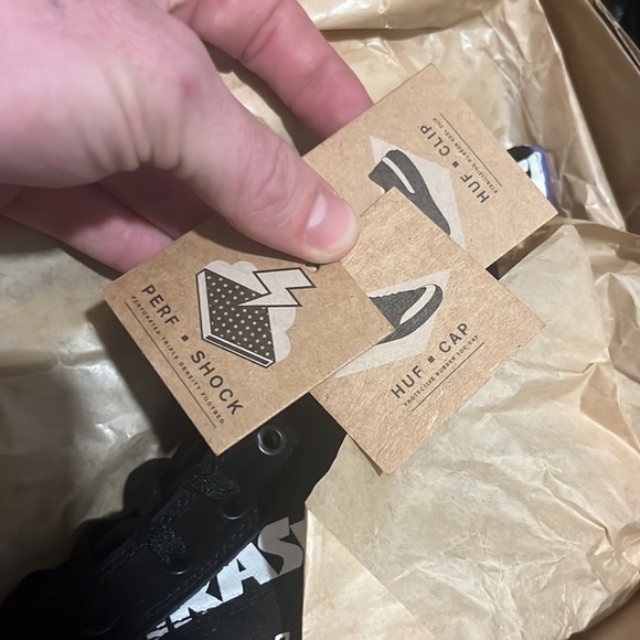 Deadstock NWT Huf x Thrasher Classic HI’s Men’s 9 - Picture 9 of 9